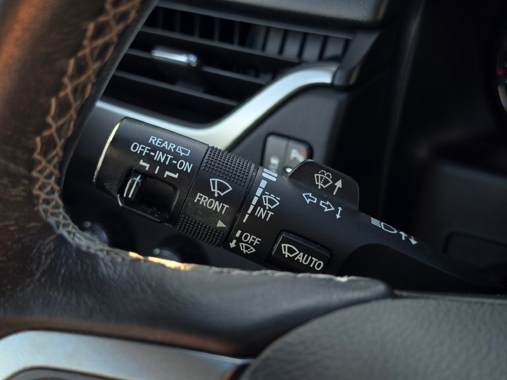 Used 2019 Chevrolet Suburban LT AWD/4WD image 29