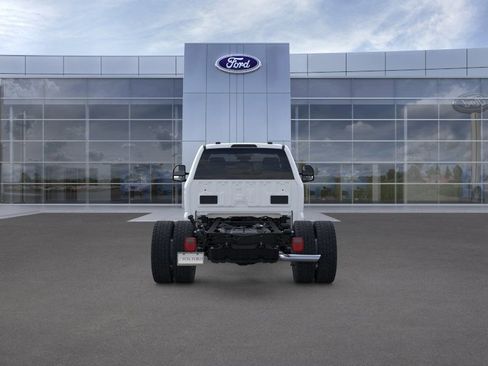 New 2025 Ford F450 XL w/ XL Chrome Package AWD/4WD image 5