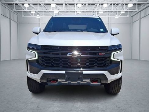Certified 2023 Chevrolet Tahoe Z71 w/ Luxury Package AWD/4WD image 3