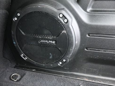 Used 2018 Jeep Wrangler Unlimited Rubicon AWD/4WD image 12