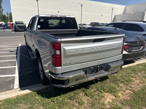 Used 2019 Chevrolet Silverado 1500 LT w/ All-Star Edition AWD/4WD image 9