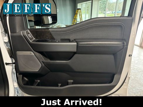 Used 2024 Ford F250 Lariat image 17