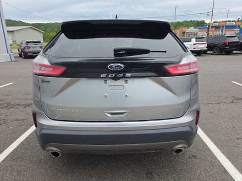 Used 2024 Ford Edge Titanium AWD/4WD image 4