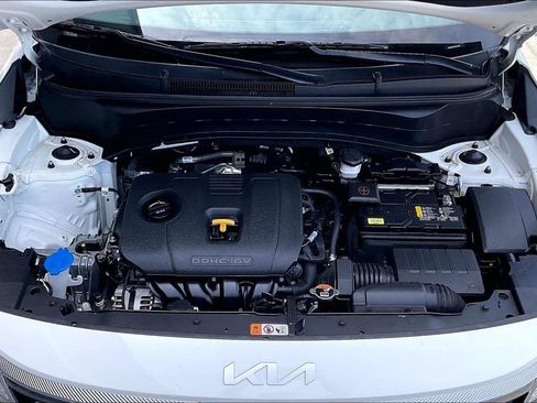 Used 2023 Kia Seltos S FWD image 9