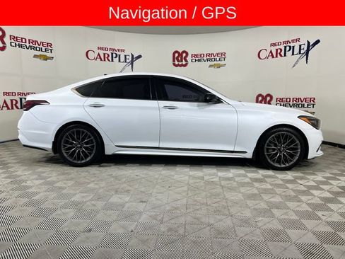 Used 2018 Genesis G80 3.3T Sport RWD image 10