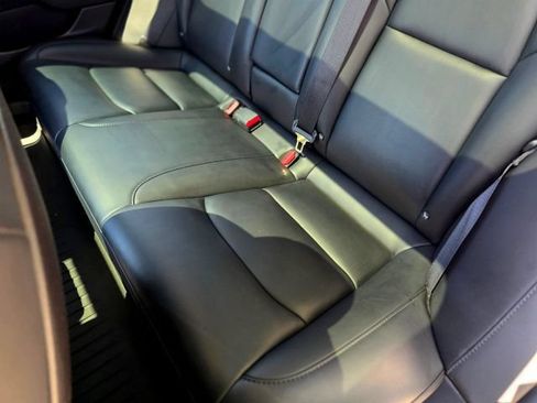 Used 2018 Tesla Model 3 Mid Range RWD image 42