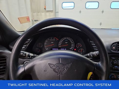Used 2003 Chevrolet Corvette Convertible w/ Preferred Equipment Group1 RWD image 15