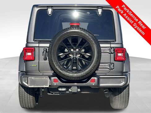 Used 2021 Jeep Wrangler Unlimited Sahara image 31