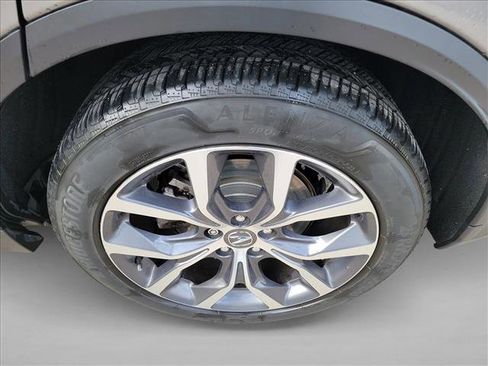 Used 2023 Acura MDX FWD w/ Technology Package image 12