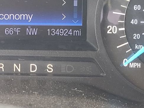 Used 2013 Ford Fusion SE FWD image 5