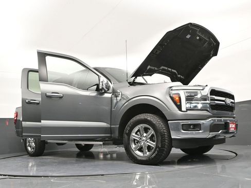 Used 2025 Ford F150 Lariat w/ FX4 Off-Road Package image 49
