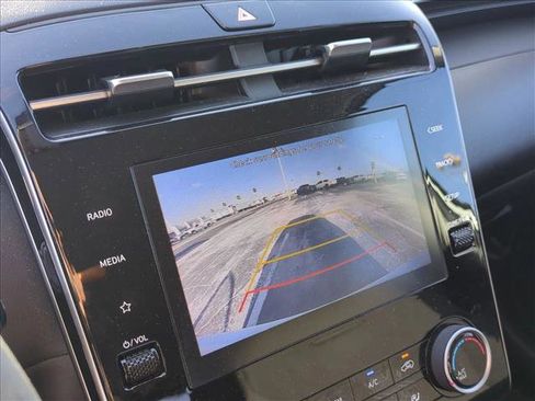 Used 2023 Hyundai Tucson SEL image 11