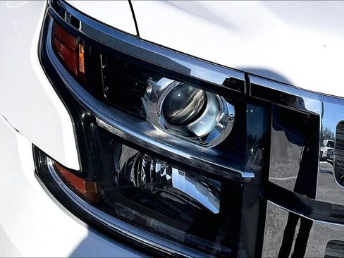 Used 2020 Chevrolet Tahoe LT image 33