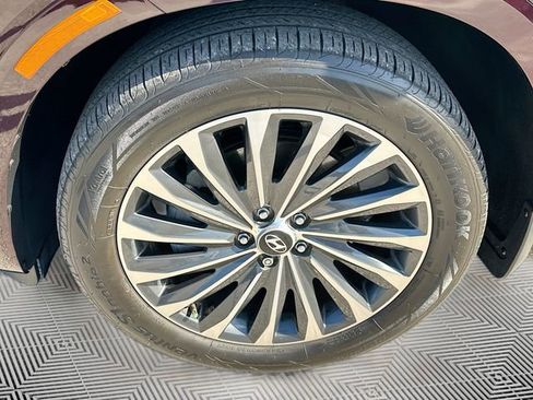 Used 2025 Hyundai Palisade Calligraphy image 33