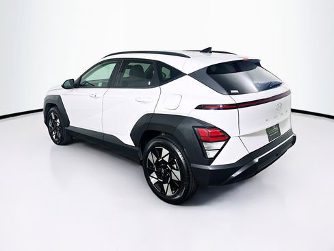 Used 2025 Hyundai Kona SEL FWD image 5