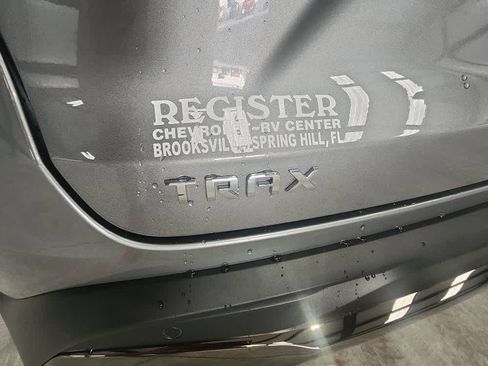 Used 2025 Chevrolet Trax ACTIV w/ Driver Confidence Package image 26