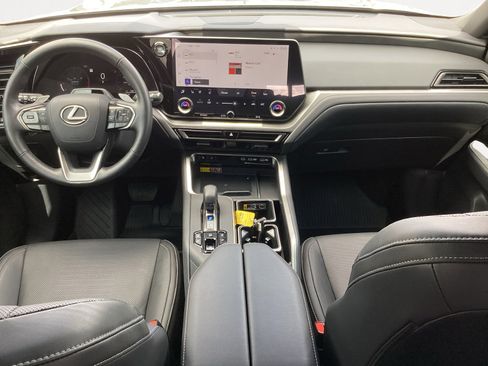 Used 2025 Lexus TX 350 AWD w/ Technology Package image 4