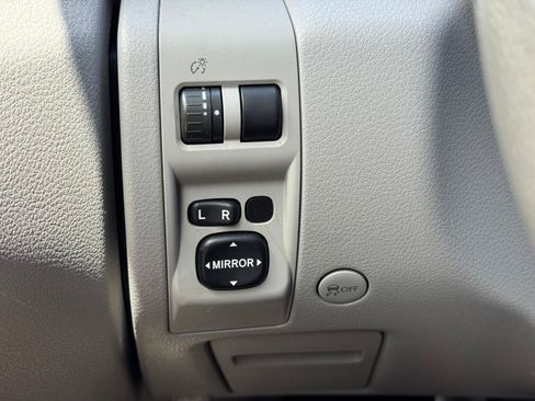 Used 2010 Subaru Forester 2.5X AWD/4WD image 14