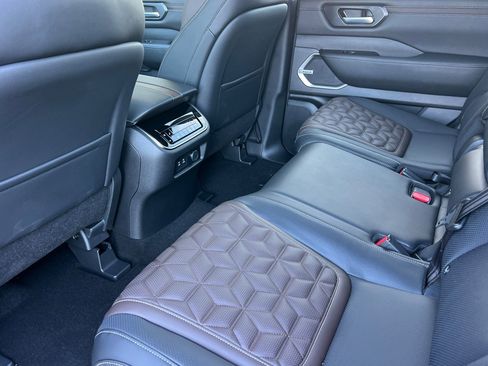 New 2026 Nissan Armada Platinum Reserve image 14