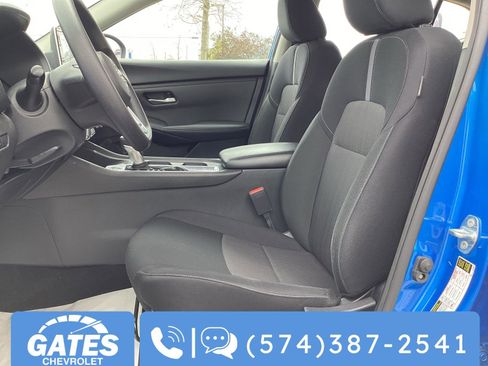 Used 2025 Nissan Sentra SV FWD image 12