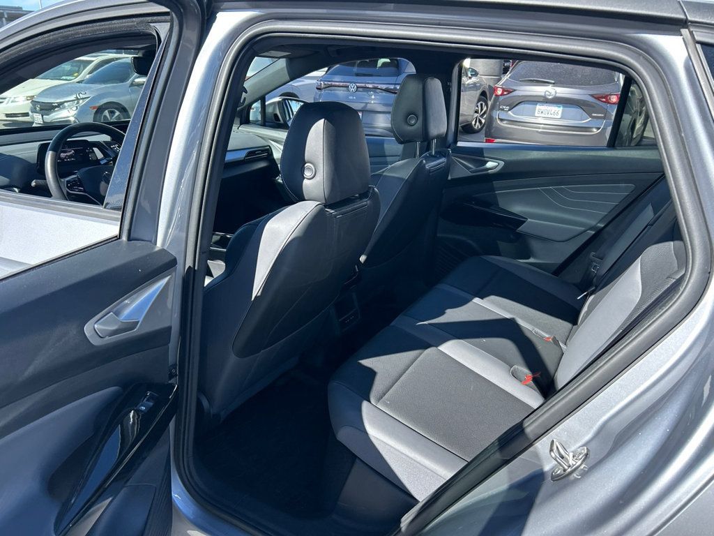 Used 2023 Volkswagen ID.4 Pro S RWD image 10