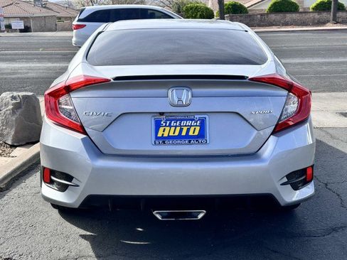 Used 2020 Honda Civic Sport image 4