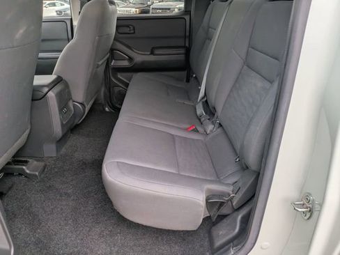 Used 2025 Nissan Frontier S RWD image 24