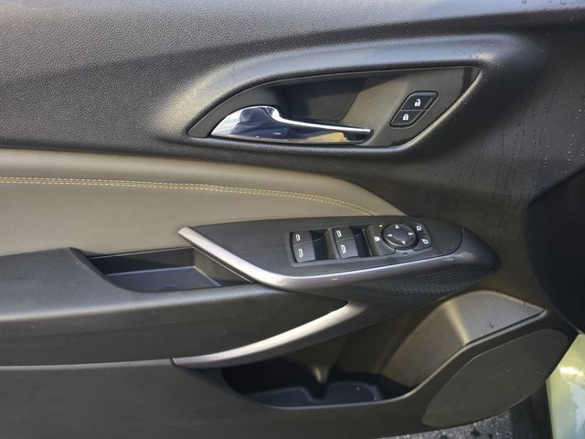 Certified 2024 Chevrolet Trax ACTIV w/ Sunroof Package FWD image 14
