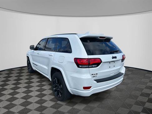 Certified 2022 Jeep Grand Cherokee Laredo X image 7