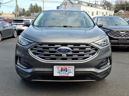 Certified 2022 Ford Edge Titanium w/ Equipment Group 301A AWD/4WD image 2