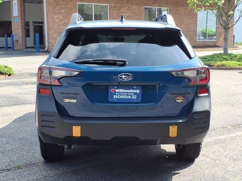 Used 2025 Subaru Outback Wilderness AWD/4WD image 8