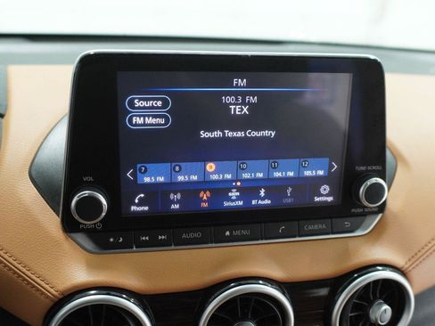 Used 2020 Nissan Sentra SV w/ SV Premium Package FWD image 14