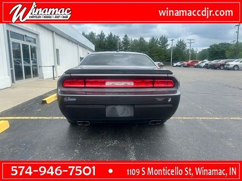Used 2014 Dodge Challenger R/T RWD image 6