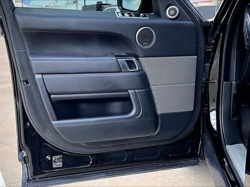 Used 2022 Land Rover Range Rover Sport HSE Silver Edition image 21