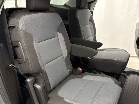 Used 2018 Chevrolet Traverse LT image 31