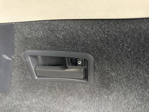 Used 2015 Nissan Murano Platinum w/ Platinum Technology Package image 13