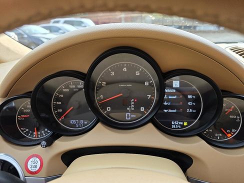 Used 2013 Porsche Cayenne image 27