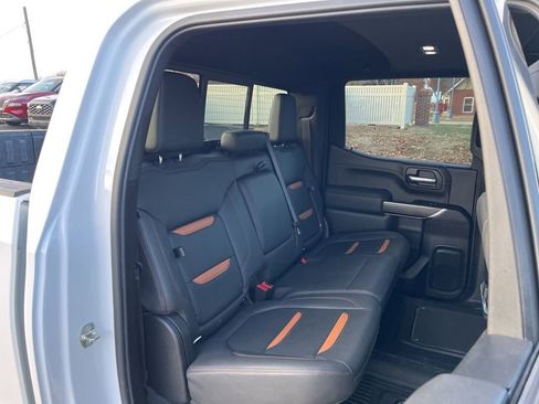 Used 2022 GMC Sierra 1500 AT4 w/ AT4 Premium Package image 19