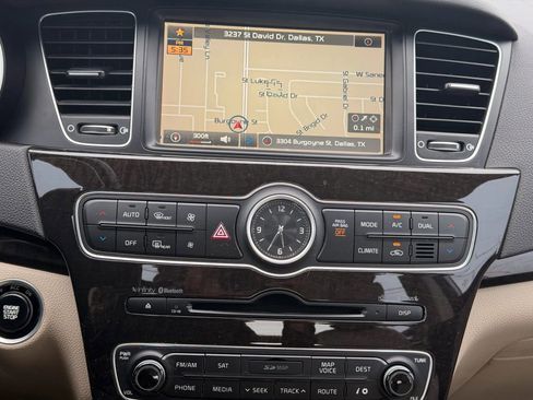 Used 2014 Kia Cadenza Premium image 41