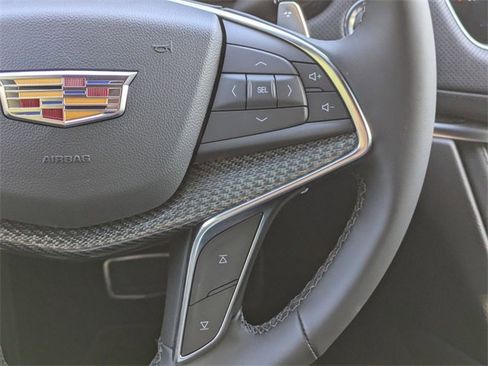 New 2025 Cadillac XT5 Sportv w/ Technology Package image 18