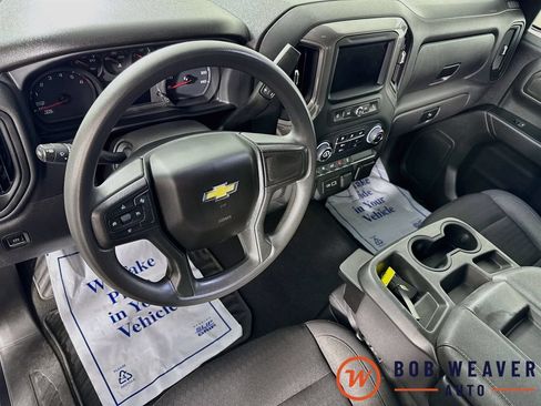 Used 2023 Chevrolet Silverado 1500 Custom AWD/4WD image 11