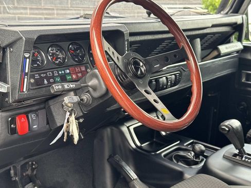 Used 1997 Land Rover Defender 90 image 17
