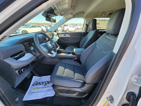 New 2026 Ford Explorer Active image 18