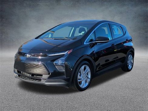 Certified 2023 Chevrolet Bolt LT w/ Driver Confidence Package image 5