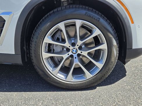 New 2026 BMW X5 xDrive50e AWD/4WD image 11