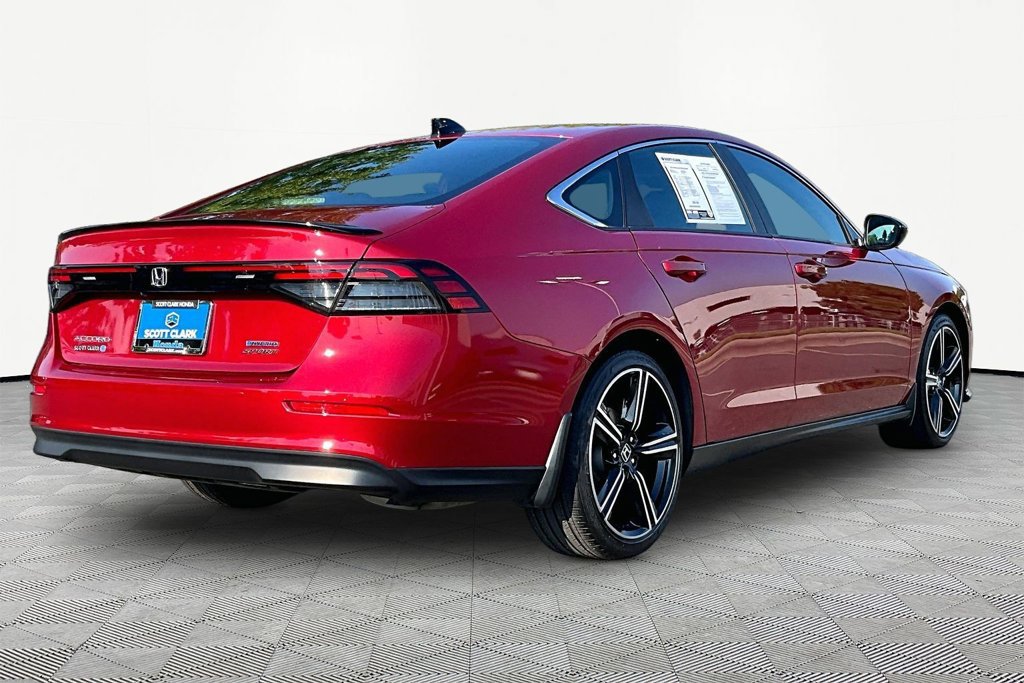 Used 2024 Honda Accord Sport image 6