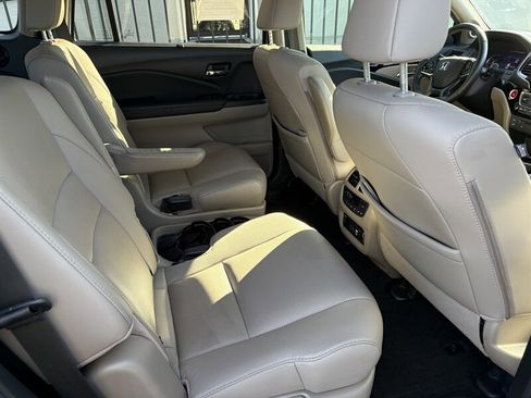 Used 2020 Honda Pilot Elite image 18