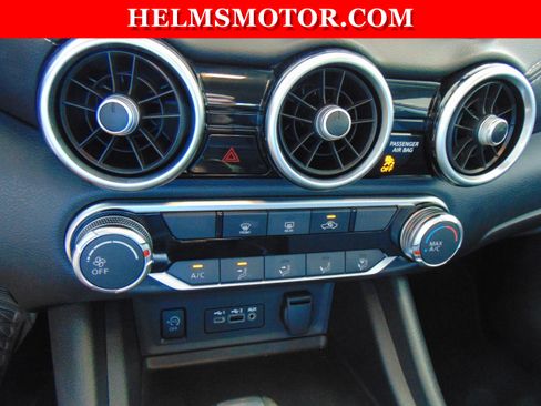 Used 2024 Nissan Sentra SV image 20