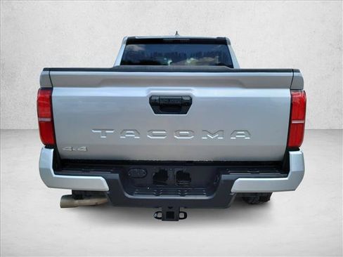 Used 2025 Toyota Tacoma SR5 AWD/4WD image 6