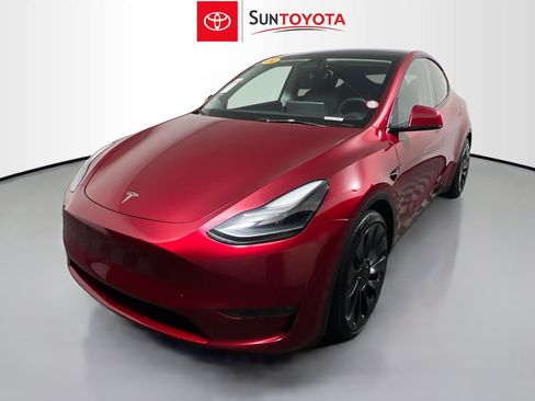 Used 2024 Tesla Model Y Performance AWD/4WD image 9